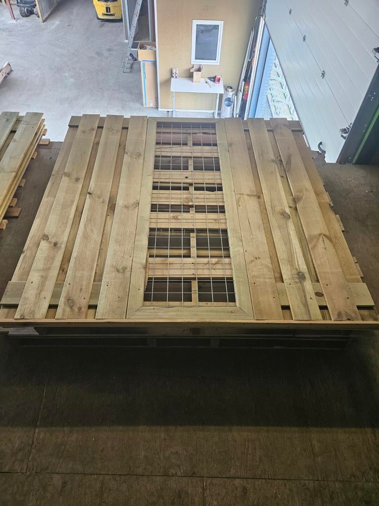 Schuttingscherm 180x180cm met geïntegreerd gaaspaneel, Tuin en Terras, Ophalen, Hout