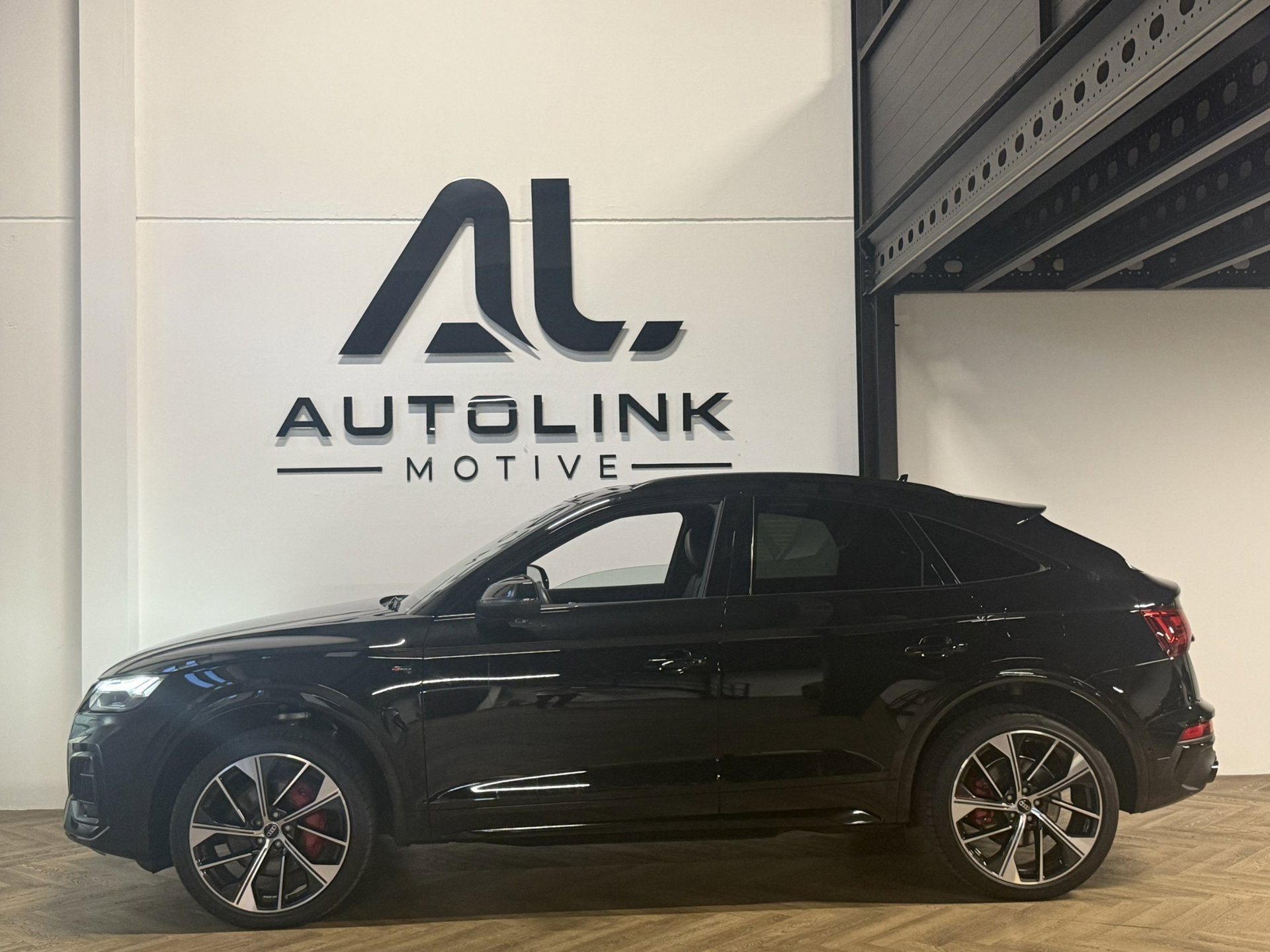 Audi Q5 Sportback Audi Q5 Sportback, 55TFSI e 367pk Quattro, Auto's, Automaat, Gebruikt, 4 cilinders, Zwart