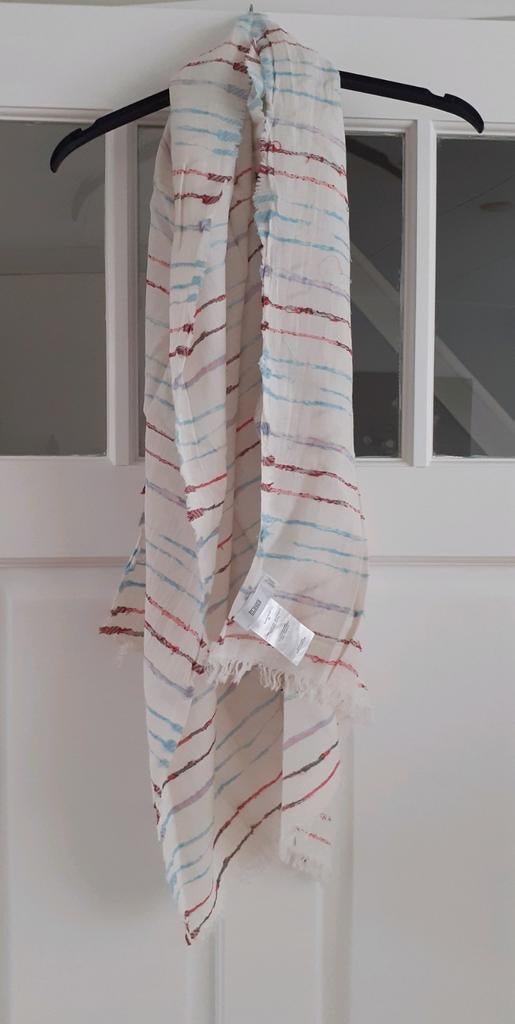 Closed sjaal shawl in nieuwstaat 170x70 cm, Kleding | Dames, Closed, Maat 46/48 (XL) of groter, Ophalen of Verzenden, Zo goed als nieuw