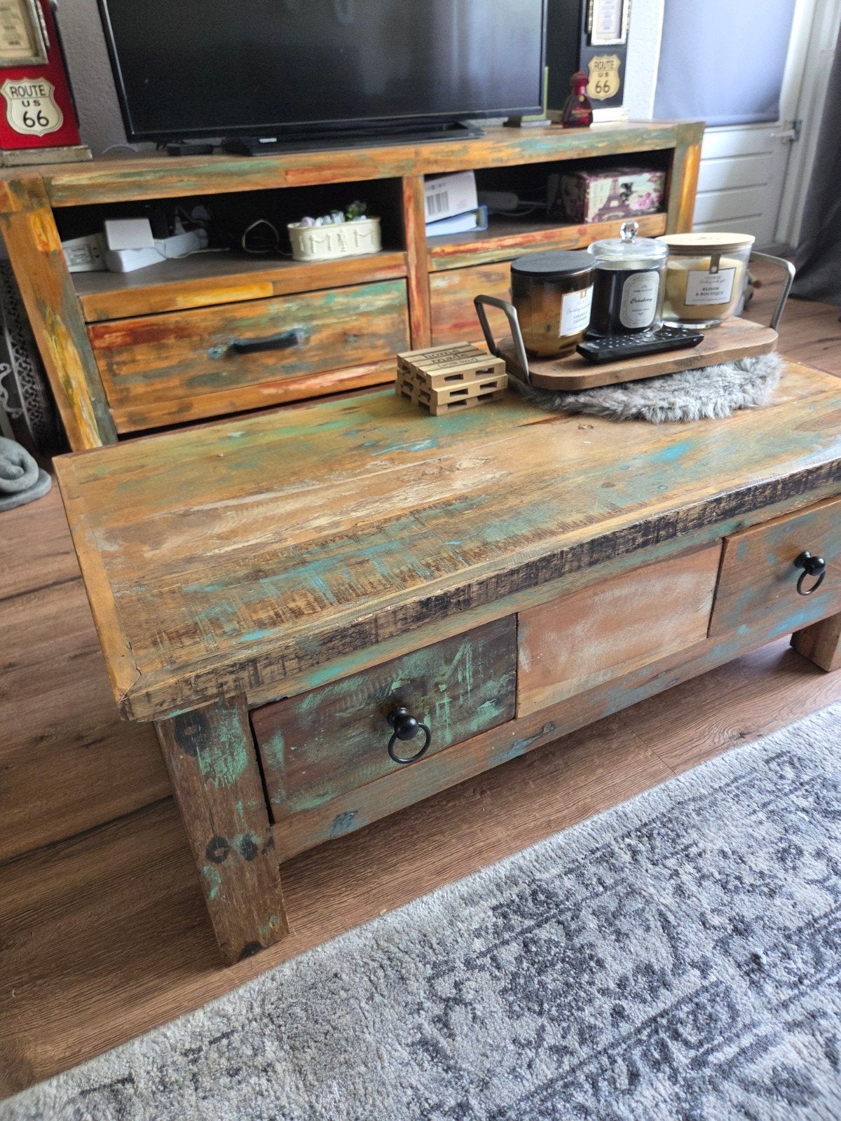 Unieke salontafel/tv kast van gerecycled hout, Huis en Inrichting, Tafels | Salontafels, Ophalen of Verzenden, Rechthoekig, 100 tot 150 cm