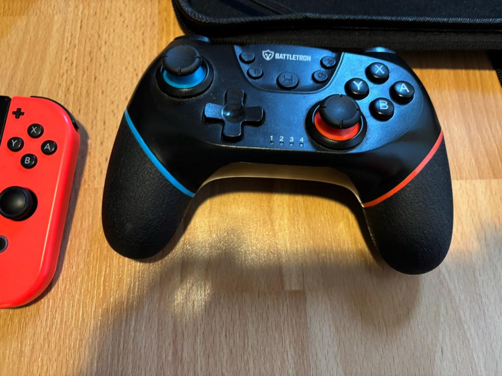 Nintendo controller, Computers en Software, Ophalen of Verzenden, Zo goed als nieuw