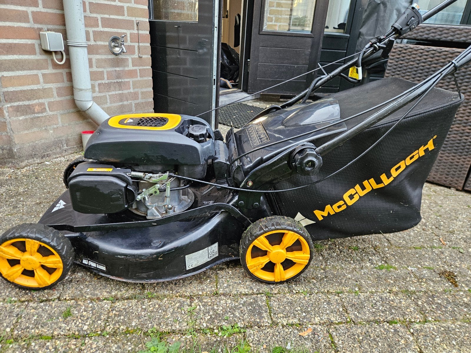 McCulloch M53-174 ARE Classic benzine grasmaaier – zelfrijde, Ophalen, Cirkelmaaier, Gebruikt, McCulloch