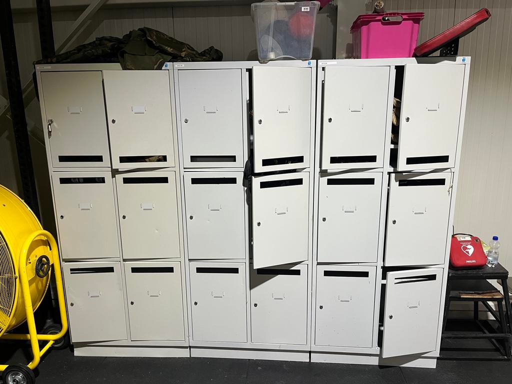Locker kluisjes 3 stuk beschikbaar, Ophalen, Zo goed als nieuw