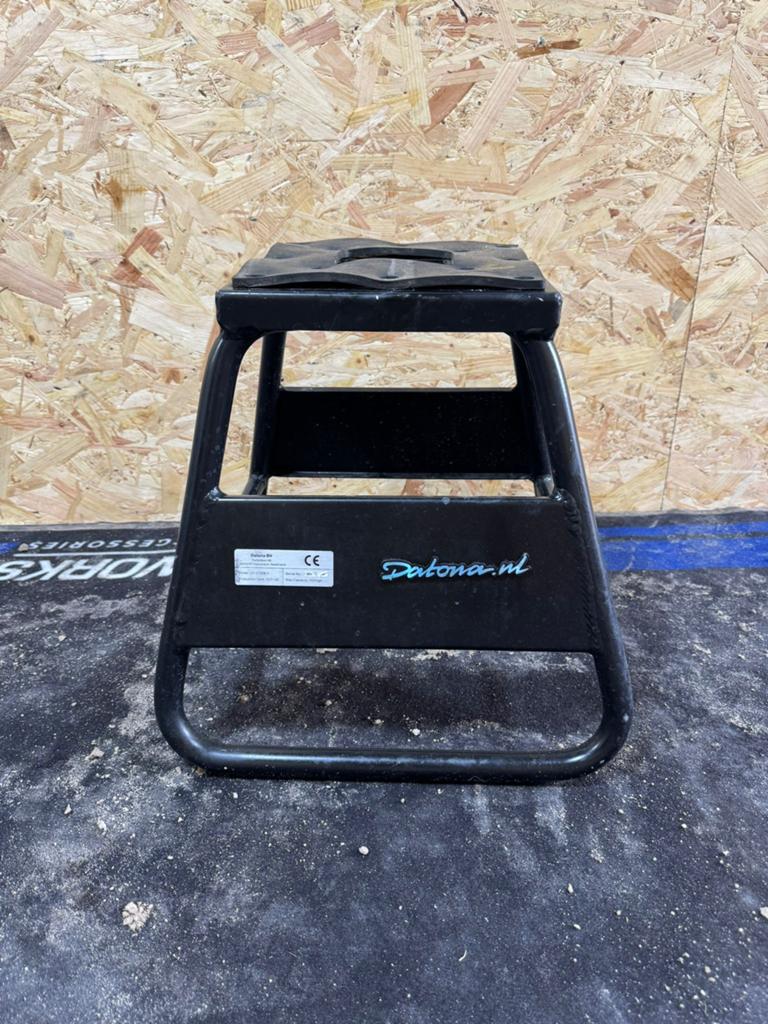 Motor standaard, Ophalen