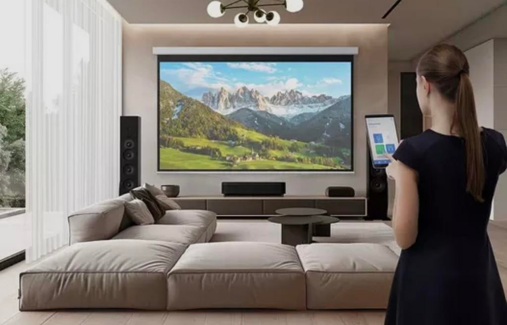 Epson EH-QS100 4K PRO-UHD van 5199 euro nu voor 3799 euro, Dedemsvaart / Zwolle, Epson, Nieuw, Ophalen of Verzenden