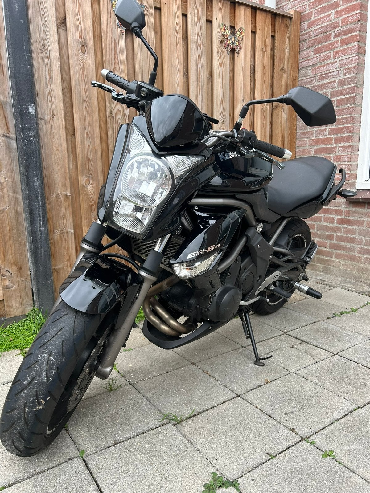 Kawasaki ER6N, Particulier