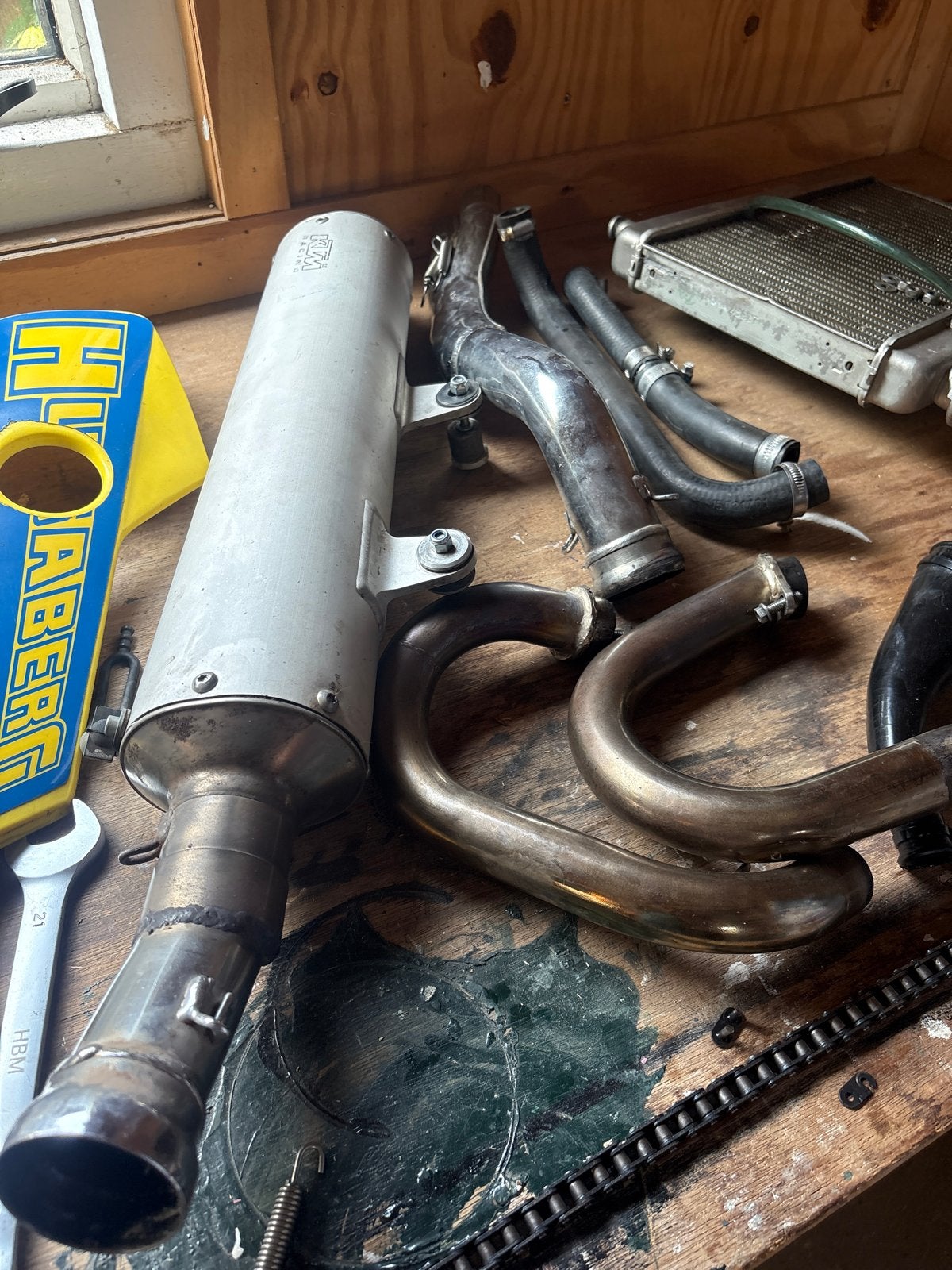 Husaberg 2003 501 Fe complete uitlaat (ktm), Motoren, Ophalen of Verzenden, Gebruikt