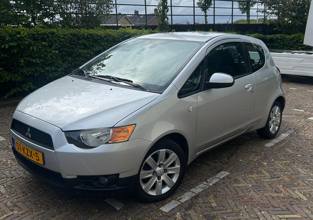 Mitsubishi Colt 1.3 CZ3 2010 Airco Cv trekhaak , Nap, Voorwielaandrijving, Colt, Origineel Nederlands, Handgeschakeld