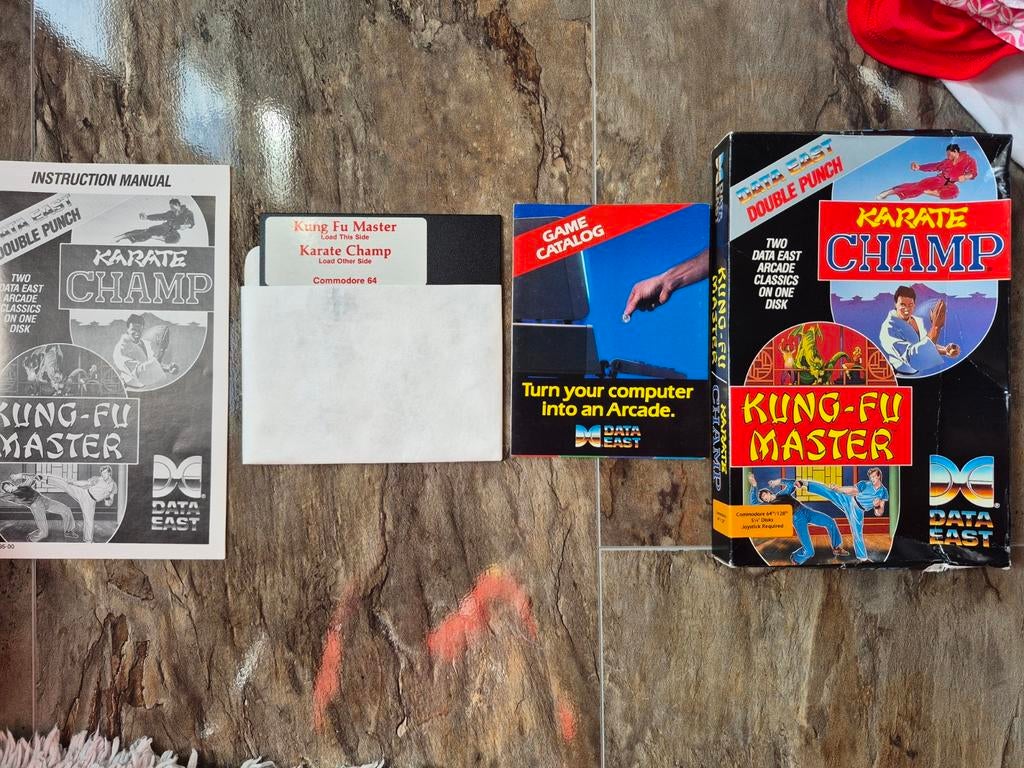 Commodore 64: Kung Fu Master & Karate Champ (Big Box), Spelcomputers en Games, Games | Overige, Gebruikt, Vechten, 1 speler, Vanaf 7 jaar