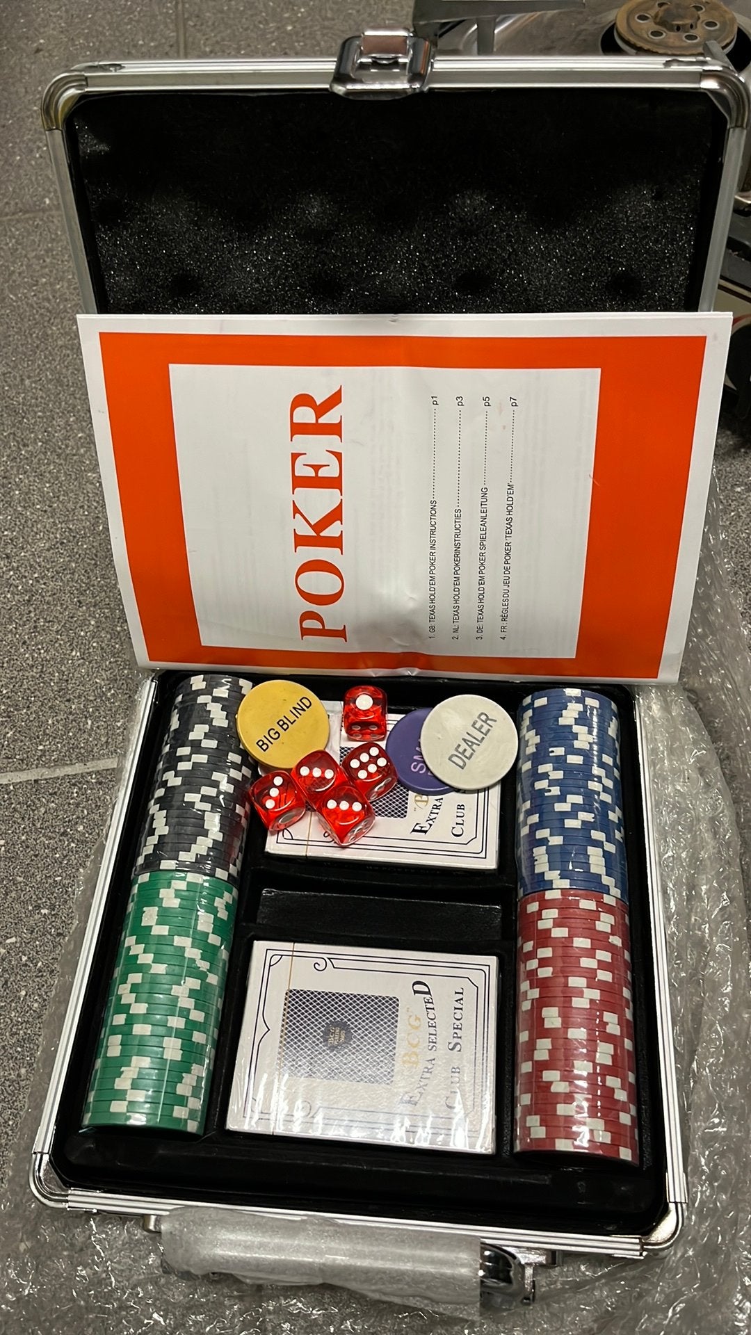 Pokerset in koffer, Hobby en Vrije tijd, Gezelschapsspellen | Kaartspellen, Ophalen of Verzenden, Nieuw