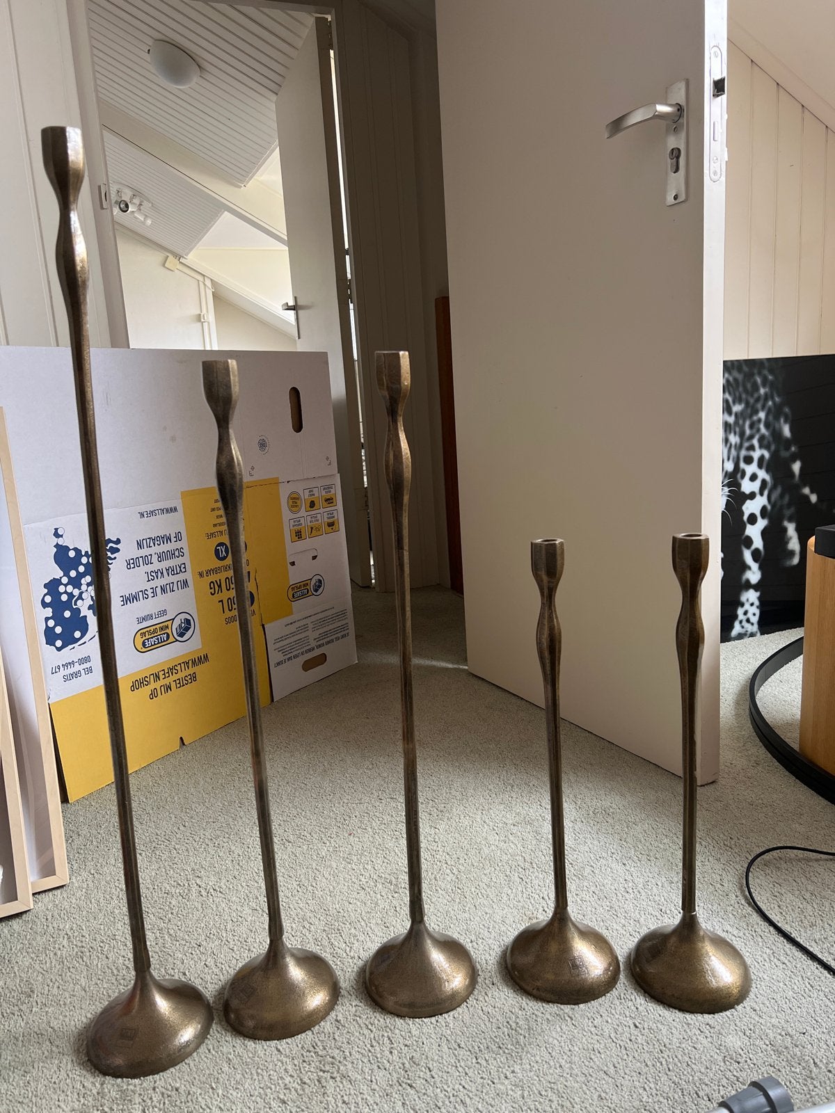 Set van 5 gouden kandelaars, diverse maten, Ophalen, Koper of Brons