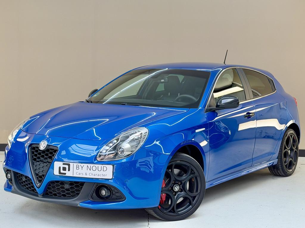 Alfa Romeo Giulietta 1.4 Turbo Super, 120Pk, 2018, 2de eigen, Voorwielaandrijving, Gebruikt, Zwart, 4 cilinders