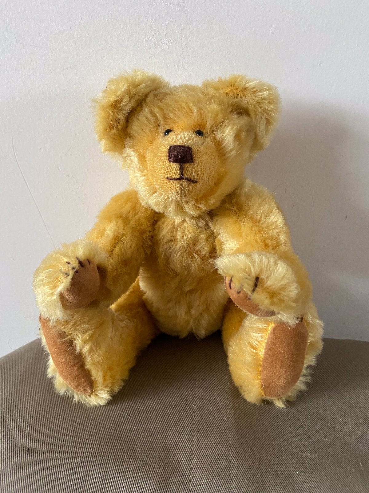 Teddybeer, 80er jaren., Ophalen of Verzenden, Zo goed als nieuw, Stoffen beer, Overige merken