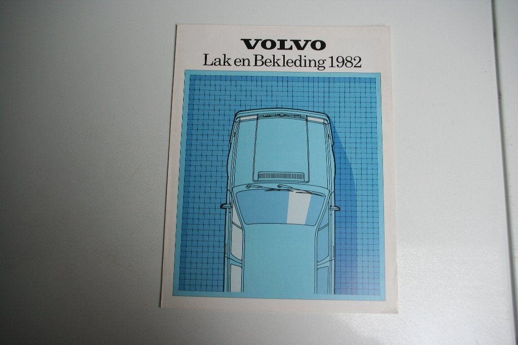 Folder Volvo personenwagens kleuren en bekledingen 1982 (8), Ophalen of Verzenden, Nieuw, Volvo
