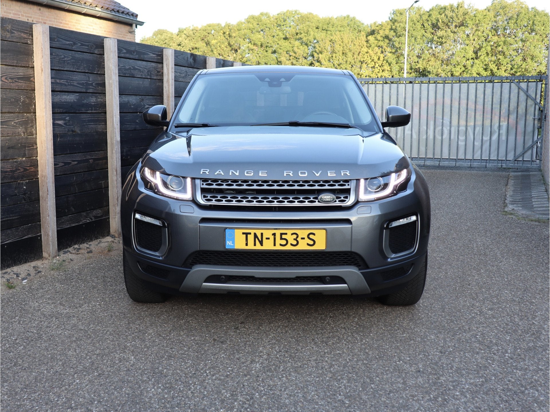 Land Rover Range Rover Evoque 2.0 TD4 SE Dynamic pano | lede, Automaat, 1998 cc, Gebruikt, 2000 kg