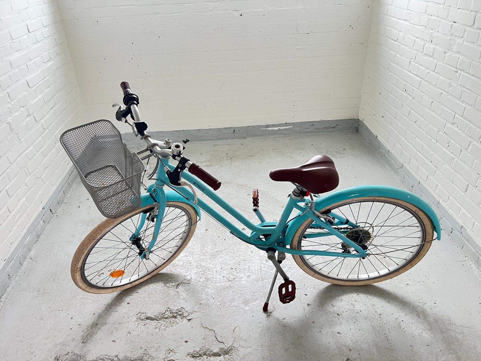 B'Twin Elops 100 Stadsfiets Dames - Lichtblauw, Fietsen en Brommers, Fietsen | Meisjes, Zo goed als nieuw, 20 inch, Ophalen