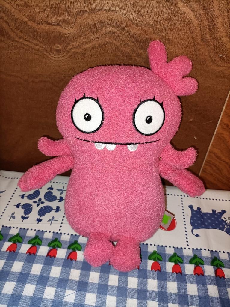 Ugly Dolls roze Moxy knuffel 24 cm groot, Kinderen en Baby's, Speelgoed | Knuffels en Pluche, Ophalen of Verzenden, Zo goed als nieuw