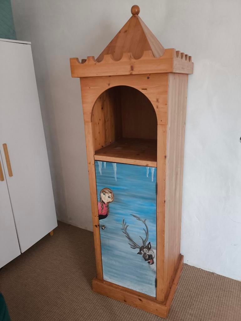 Handgeschilderde Elsa Kasteel Kast Frozen Uniek Kinderkamer, Ophalen, Gebruikt, Kast