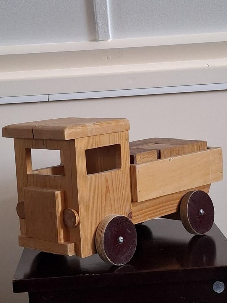 Houten speelgoed vrachtwagen met blokken, Ophalen of Verzenden