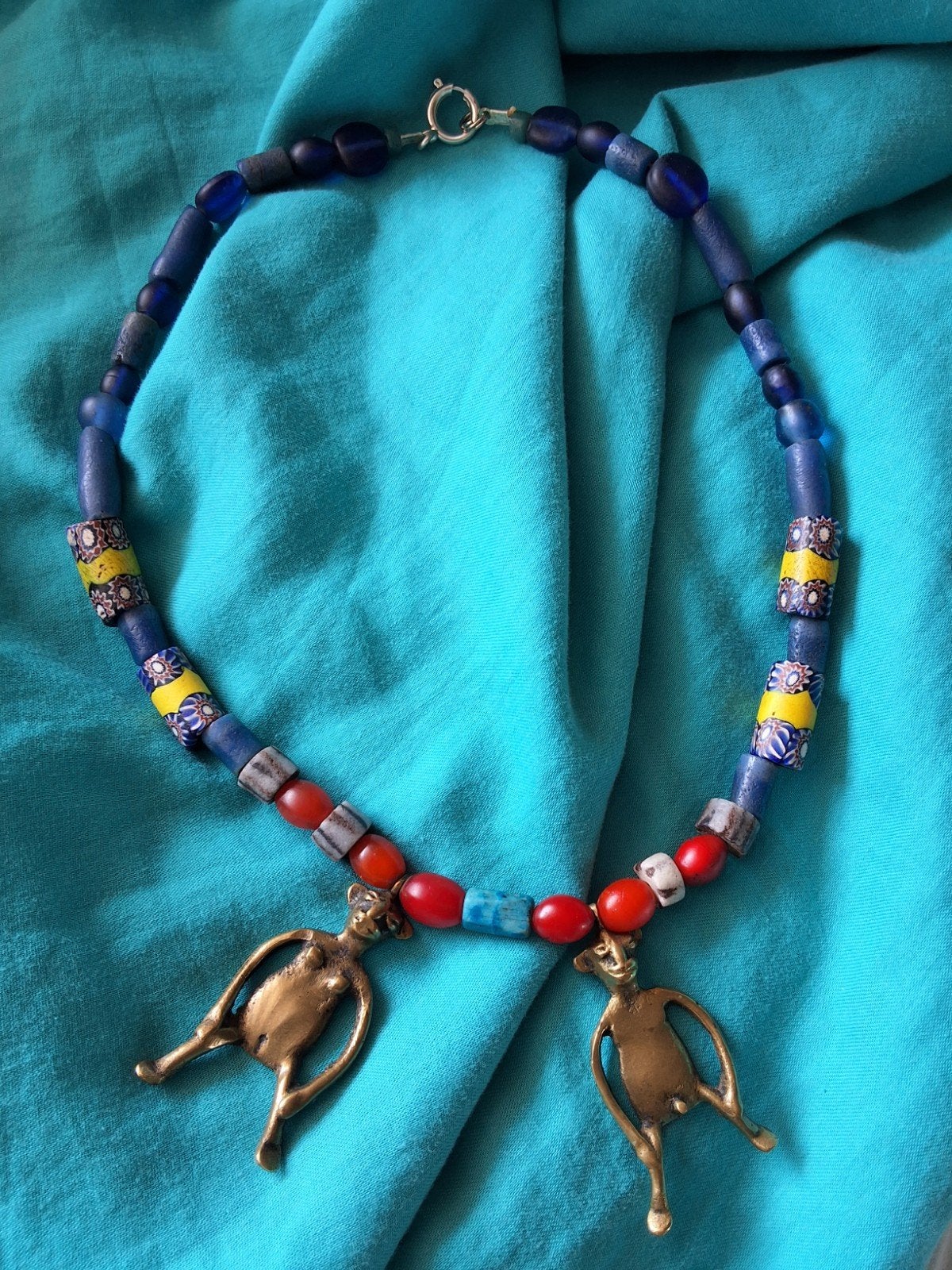 Handgemaakte ketting met antieke Afrikaanse betaalkralen, Ophalen of Verzenden, Overige materialen