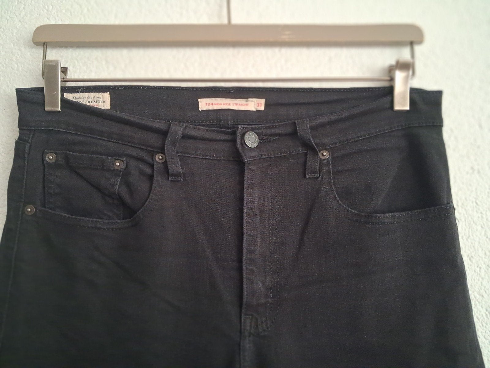 Levi's 724 High Rise Straight Jeans W31 L30 Zwart, Ophalen of Verzenden, Zo goed als nieuw, Zwart, Overige jeansmaten