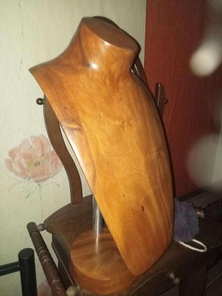 Houten sieradenstandaard / buste, Ophalen of Verzenden