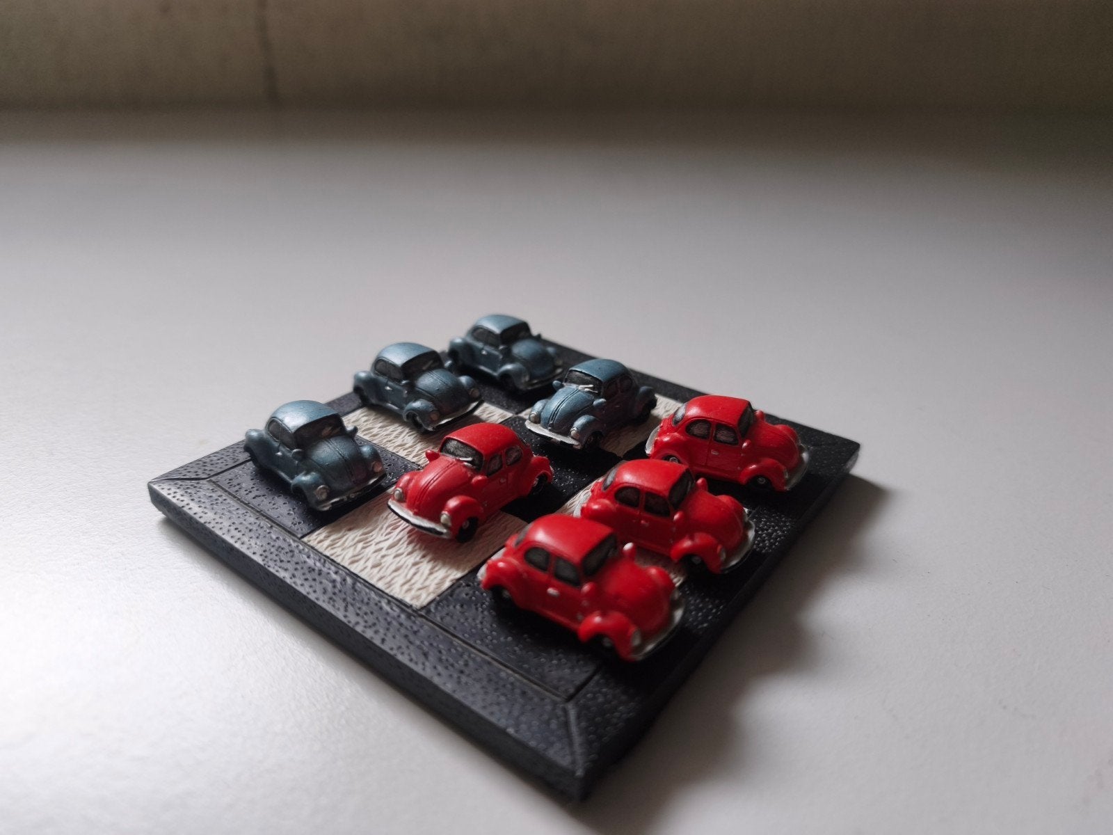Mini Damspel met Auto's -volkswagen kever, Hobby en Vrije tijd, Een of twee spelers, Ophalen of Verzenden, Gebruikt, Reisspel