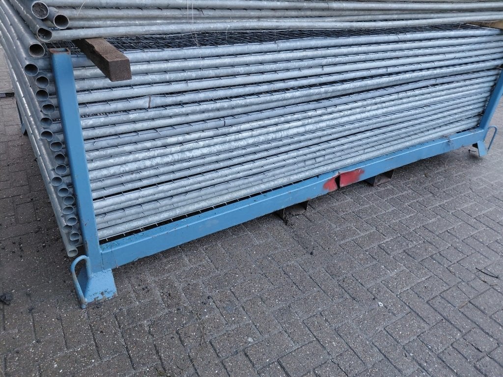 bok met 18 bouwhekken stevig type, Ophalen, Gebruikt, IJzer
