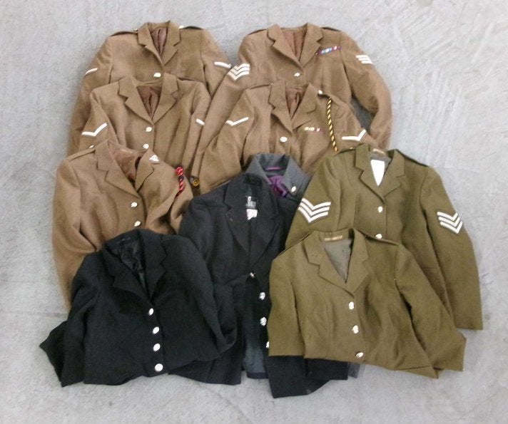 Militair dames uniform jasjes- kleding ., Ophalen of Verzenden, Overige soorten, Overige gebieden, Kleding of Schoenen