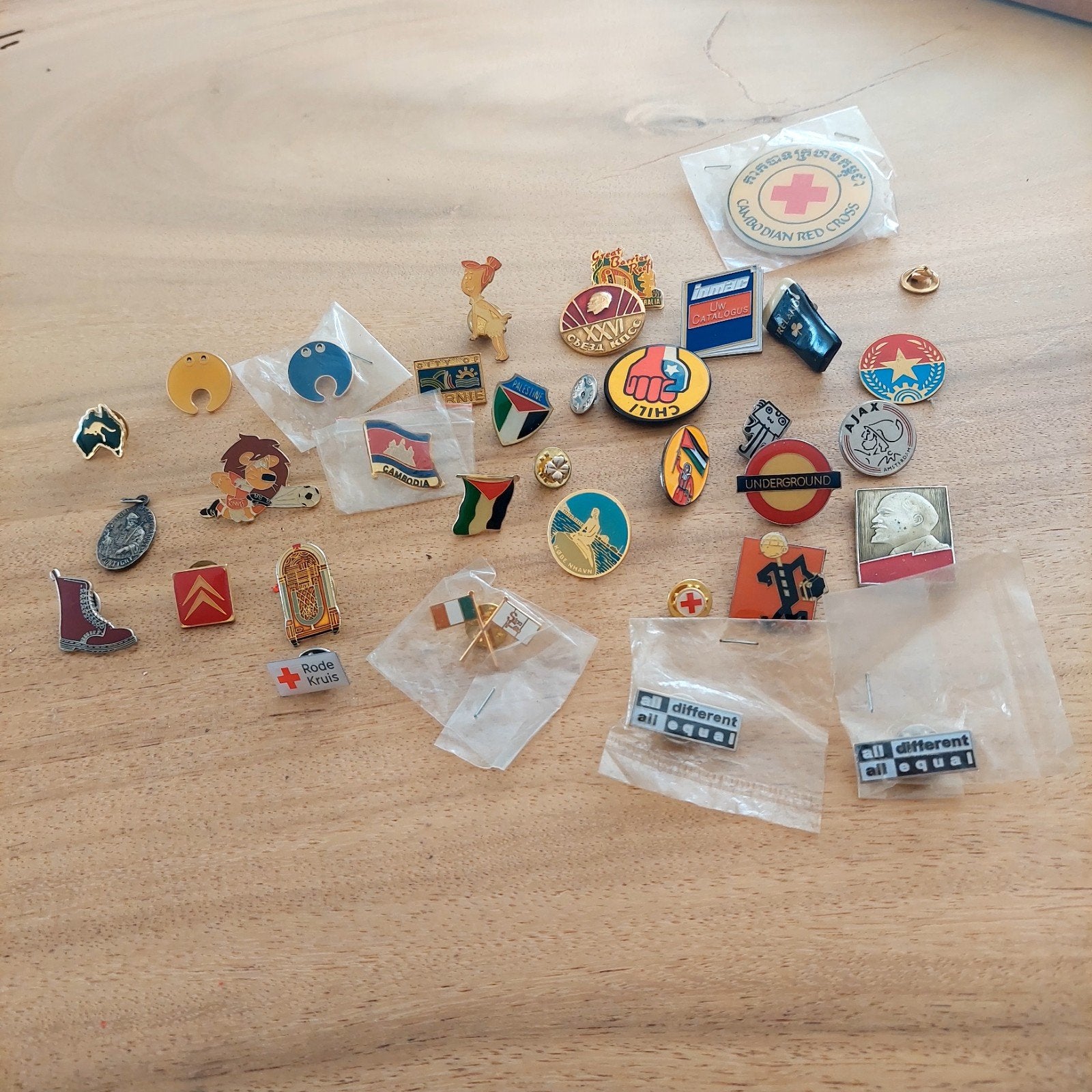 Rever speldjes/Draagspeldjes, Ophalen, Zo goed als nieuw, Overige onderwerpen