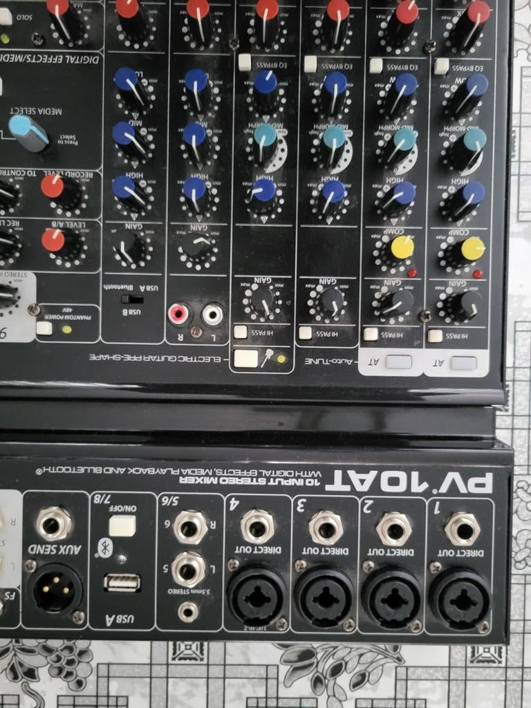 Peavey PV 10 AT Mixer met Auto-Tune en Bluetooth, Muziek en Instrumenten, Ophalen of Verzenden, Zo goed als nieuw, 10 tot 20 kanalen