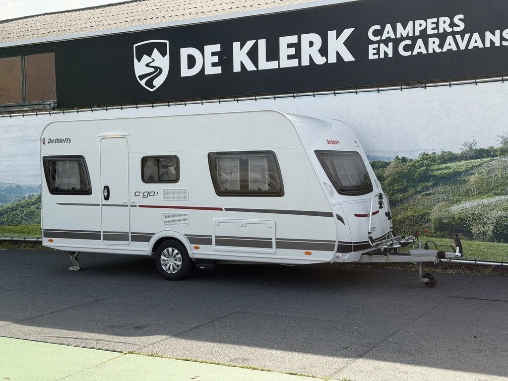 Dethleffs C-GO 475 EL (bj 2023), Caravans en Kamperen, Bedrijf, Tot en met 3, Info@deklerkcaravans.nl, 1000 - 1250 kg