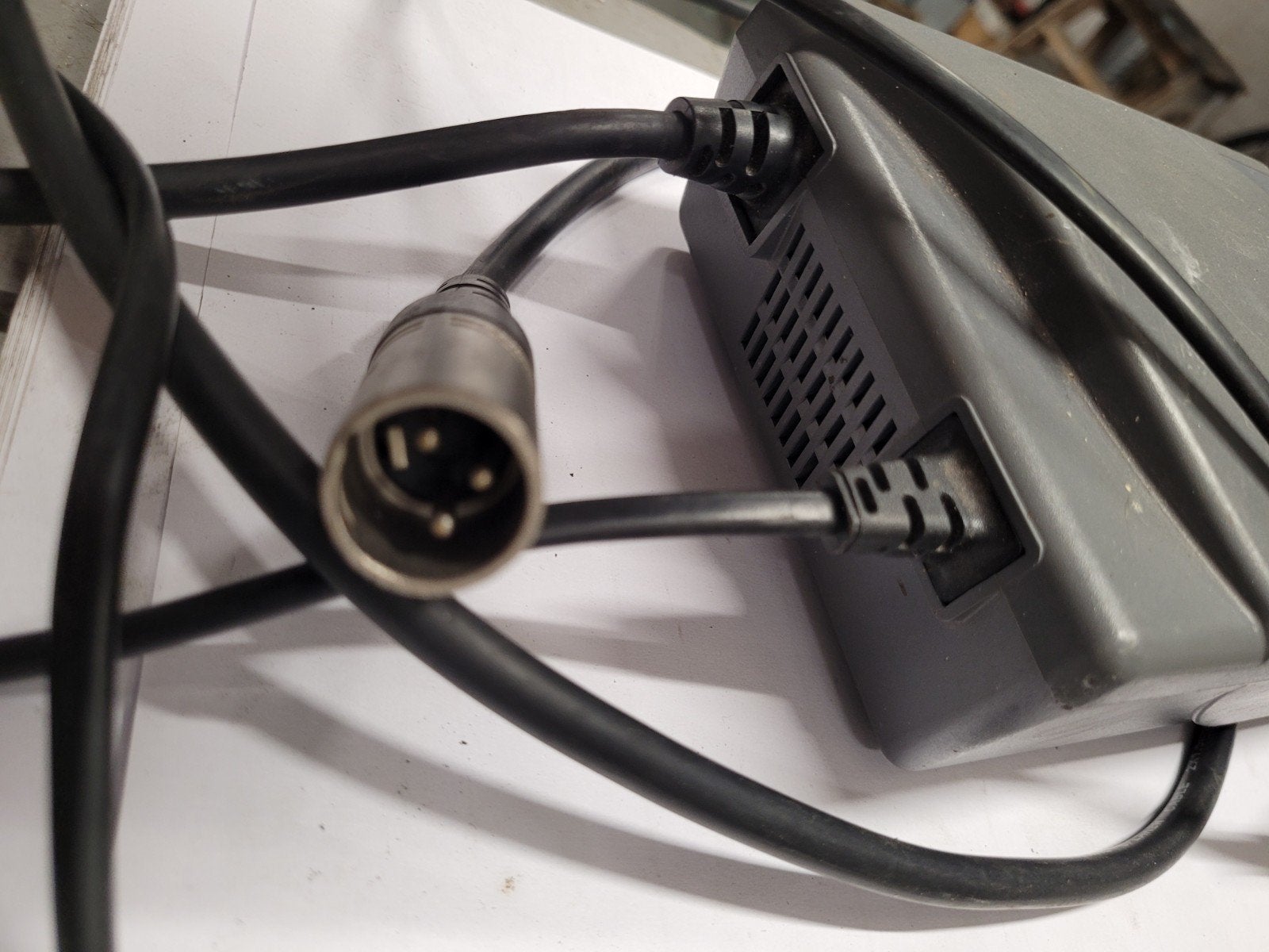 acculader voor 24 volt ion systeem sparta batavus en koga., Zo goed als nieuw