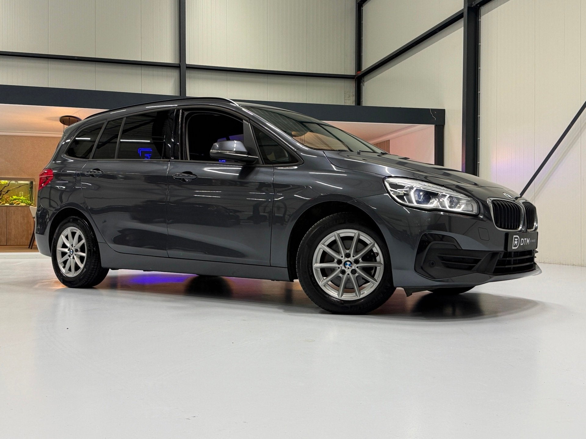 BMW 2-serie Gran Tourer 218i Automaat | Trekhaak | Navigatie, Auto's, Gebruikt, 2-Serie Gran Tourer, 1445 kg, Origineel Nederlands