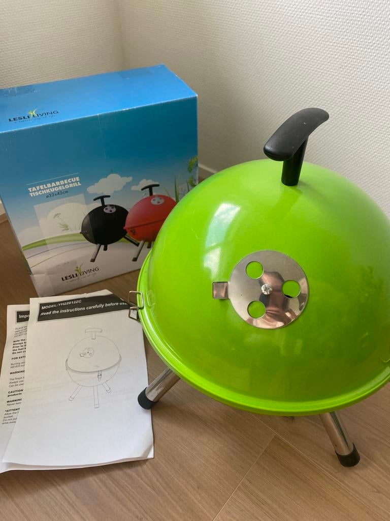 Als nieuw Lesli living tafelbarbecue tafel barbecue groen, Ophalen of Verzenden, Zo goed als nieuw