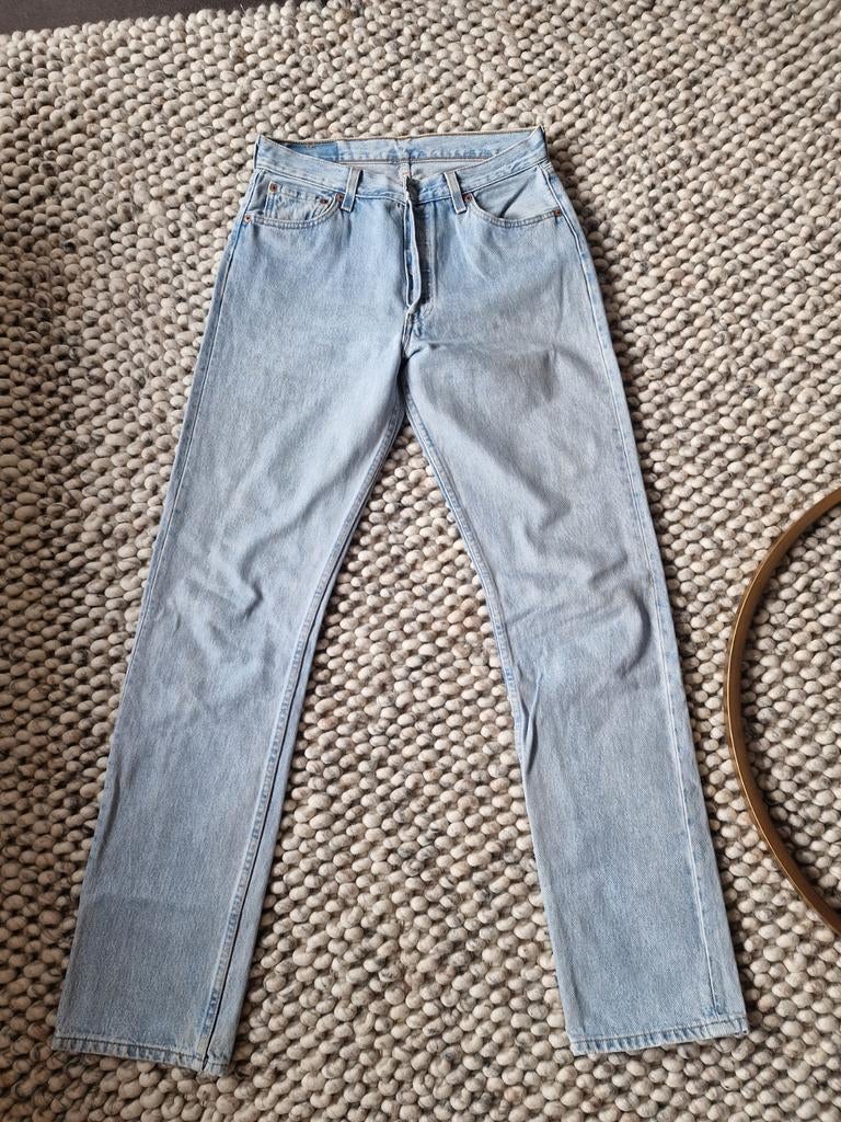 Levi's vintage 501 jeans for women made in USA w30 l34, Ophalen of Verzenden, Zo goed als nieuw, Blauw, W30 - W32 (confectie 38/40)