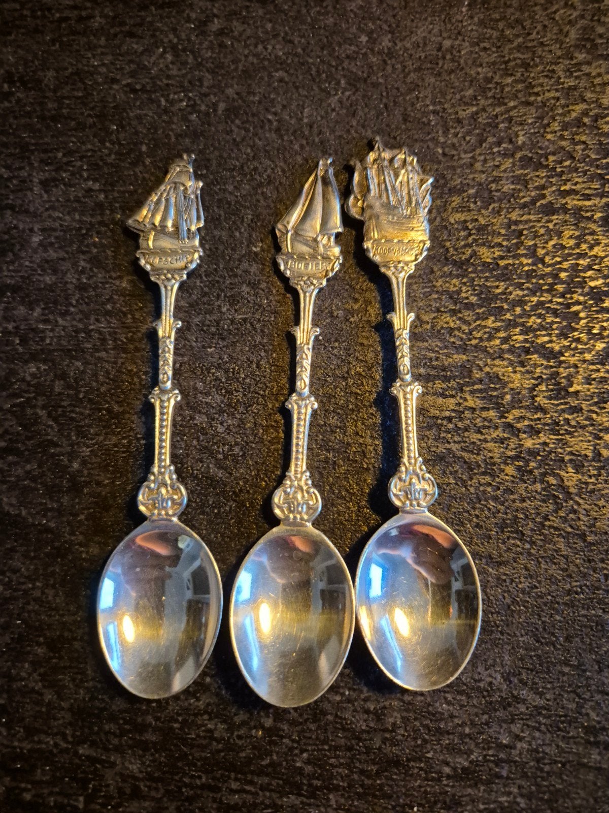 Douwe egberts theelepels met scheepsdecor, Ophalen of Verzenden