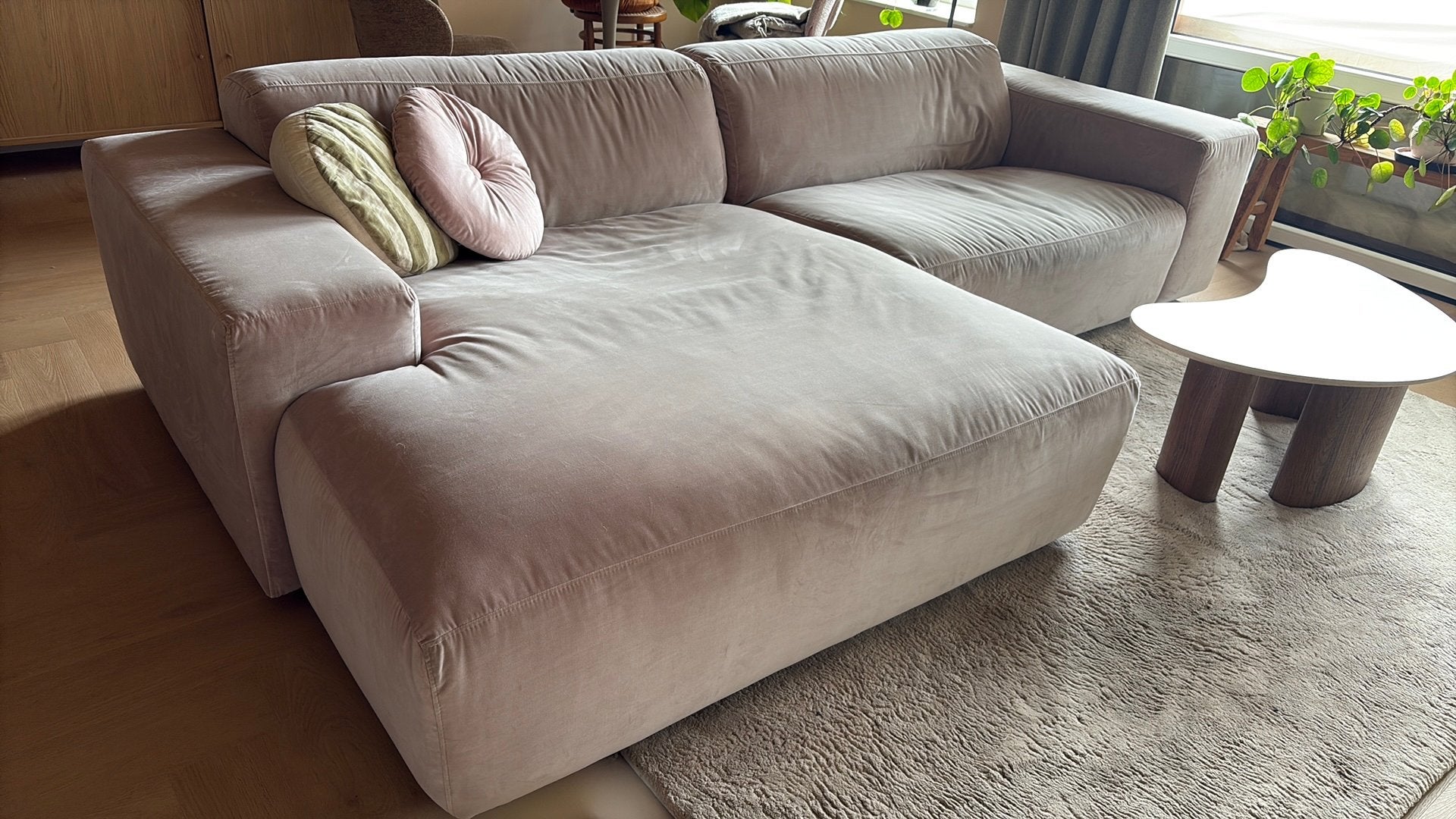 Sissy-Boy King 3-zits chaise longue, nude velvet, Ophalen, 250 tot 300 cm, Gebruikt, Hoekbank