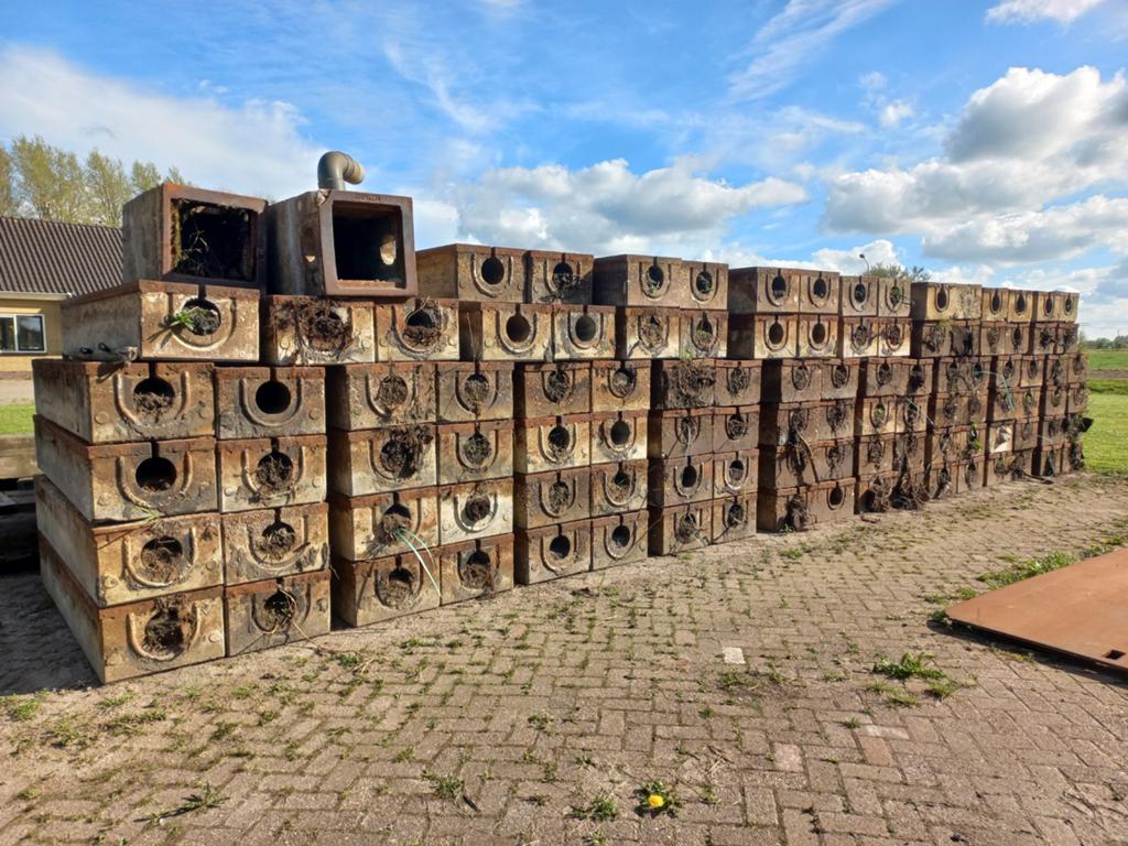 Stelcon goten 200x50x33, Ophalen of Verzenden, Beton, Overige typen