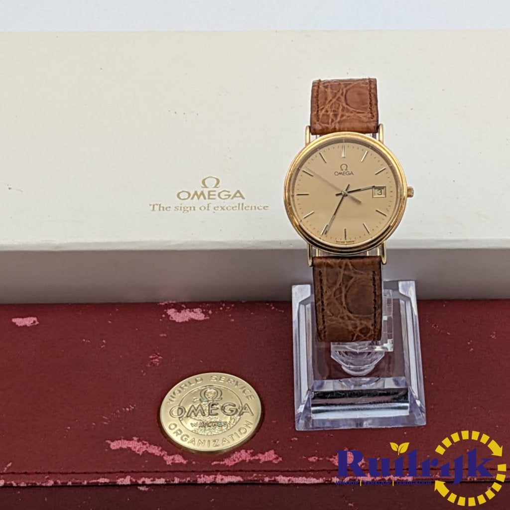 Omega De Ville 32.5 mm 18K Massief goud horloge - Full set, Sieraden, Tassen en Uiterlijk, Horloges | Heren, Flex Ltd., Zo goed als nieuw