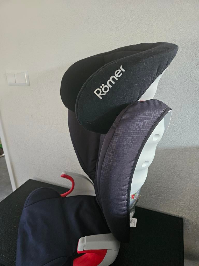Romer Autostoel Zwart in Nette Staat, Romer, Verstelbare rugleuning, Ophalen, 15 t/m 25 kg