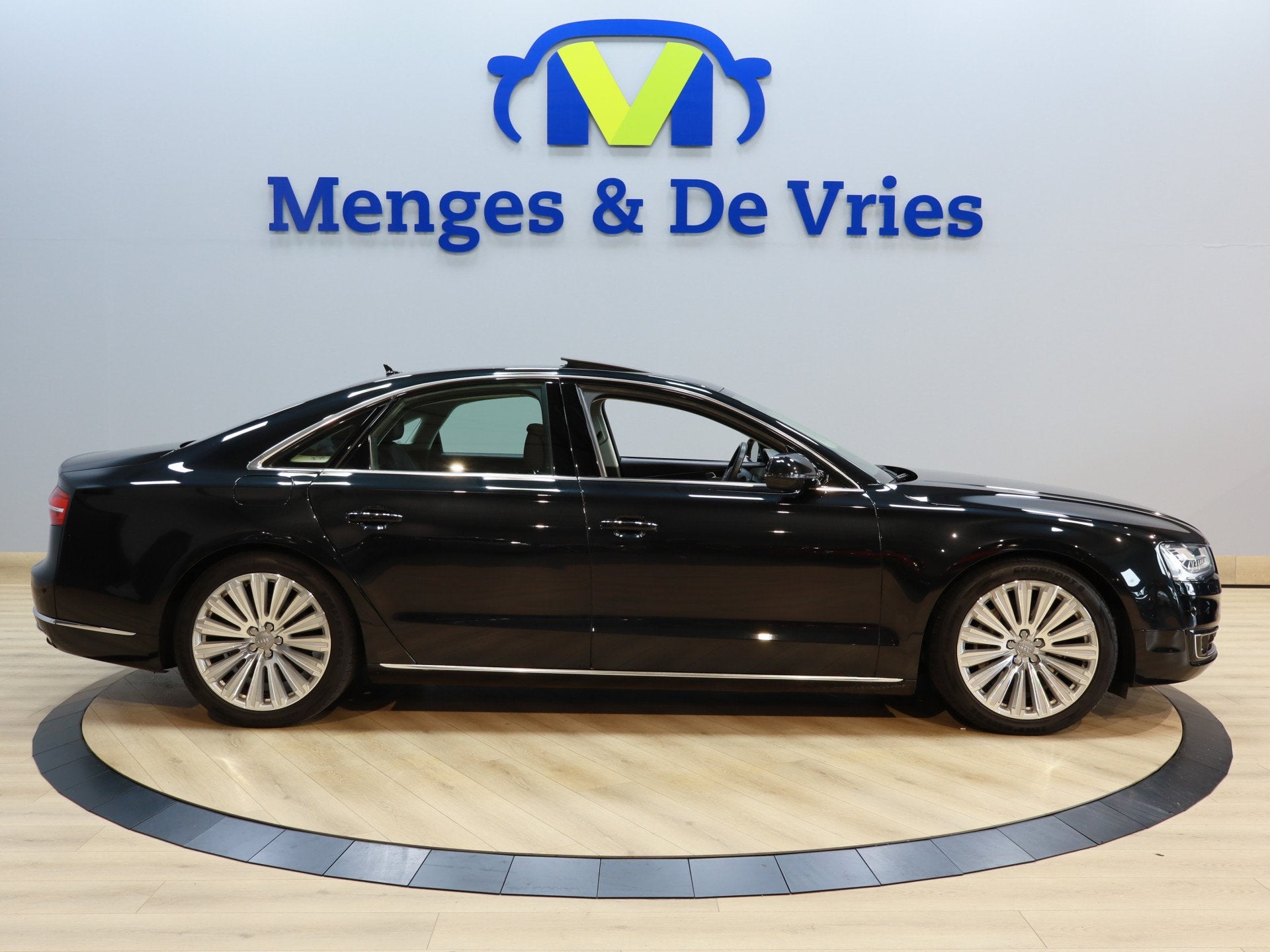 Audi A8 4.0 TFSI quattro Pro Line+ Soft Close | Lucht Vering, Auto's, Audi, Automaat, 12 maanden, Gebruikt, Vierwielaandrijving