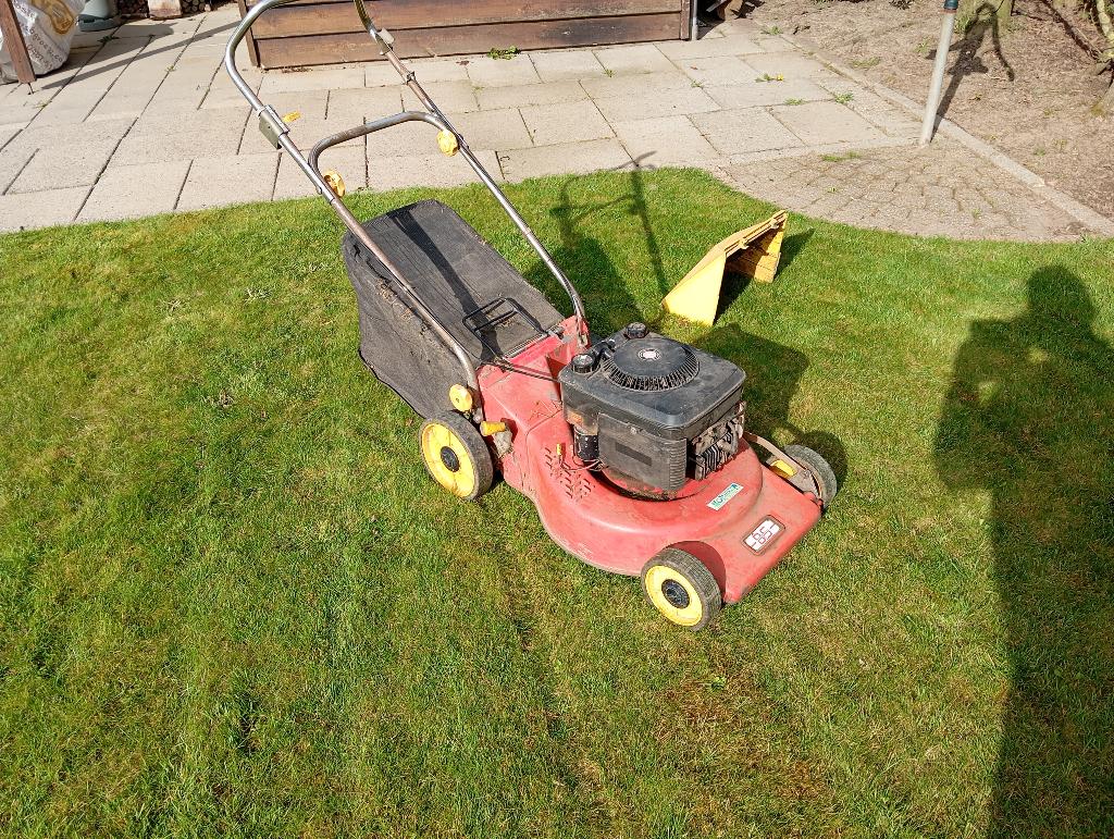 Grasmaaier cirkelmaaier 4pk 50cm, Tuin en Terras, Grasmaaiers, Ophalen, Cirkelmaaier, Gebruikt, Brigs & Stratton