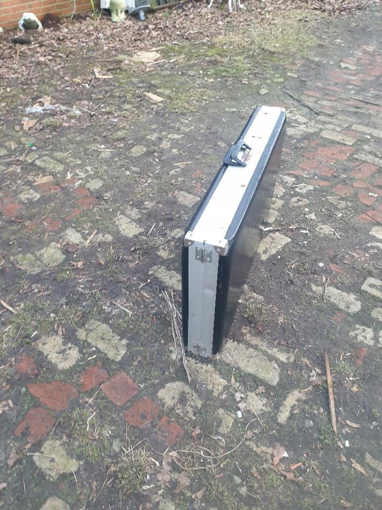 Massagetafel koffermodel, Ophalen, Gebruikt, Massagetafel