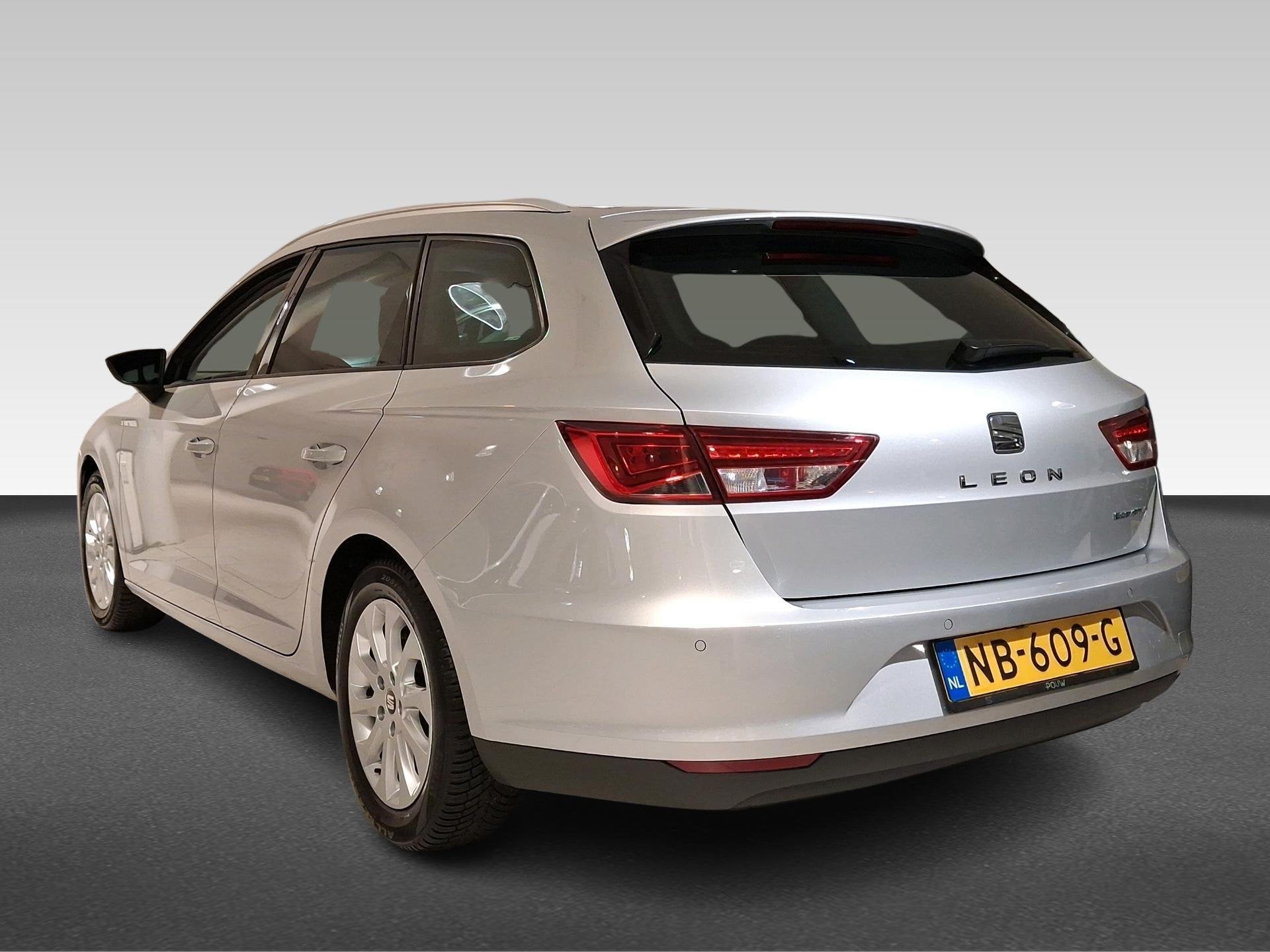 SEAT Leon 1.0 EcoTSI 115PK Style | NAVI | AIRCO | PARKEERSEN, Auto's, Stof, Gebruikt, Leon, 116 pk