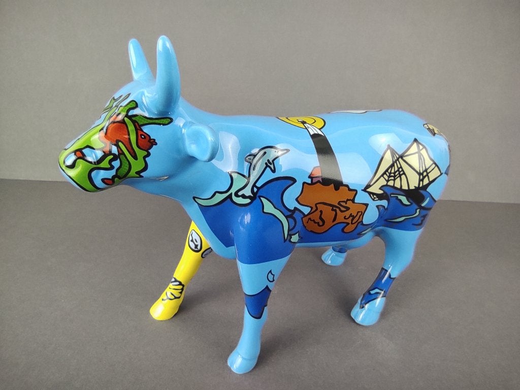CowParade Koe "Coastal Cow" MEDIUM (zeer zeldzaam), Antiek en Kunst, Meerkleurig, Ophalen of Verzenden, Steen/keramiek, Beeld