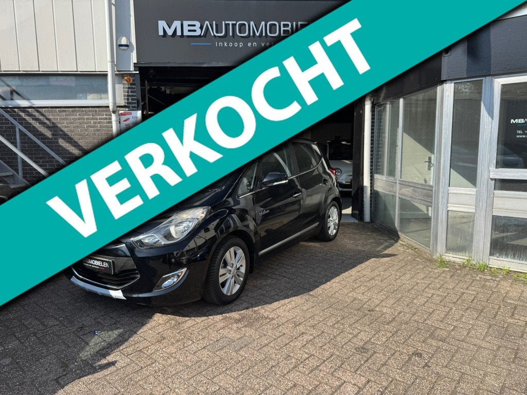 Hyundai Ix20 1.4i i-Vision/Panoramadak/1JR APK/Trekhaak/Airc, Auto's, Hyundai, Voorwielaandrijving, Euro 5, Gebruikt, 4 cilinders