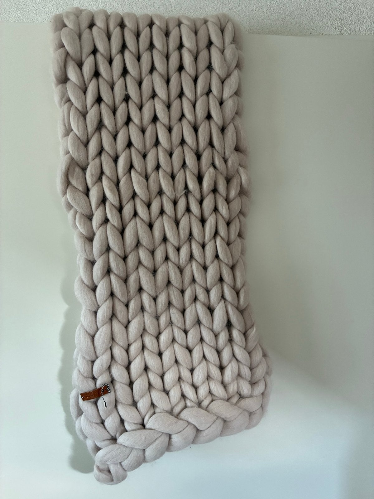 Handgebreide baby deken van dik garen 100x30, Beige, Overige materialen, Ophalen of Verzenden, Handgemaakt