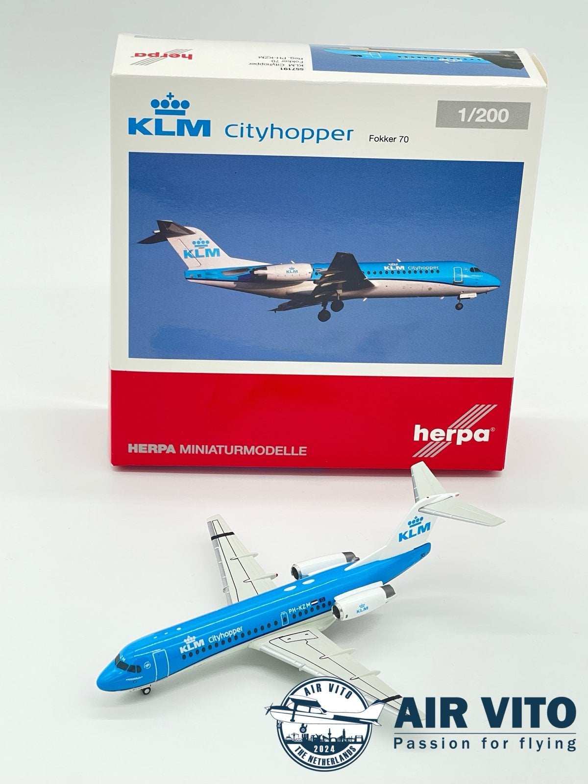 Nieuw Herpa KLM Cityhopper Fokker 70 schaal 1:200, Verzamelen, Schaalmodel, ., Ophalen of Verzenden, .