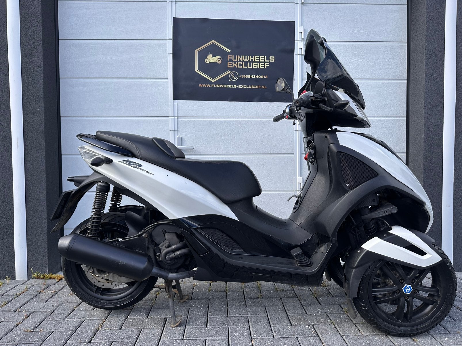 Piaggio MP3 Yourban 300 Wit | Autorijbewijs B | Motorscooter, Sportuitlaat, Scooter, Automaat, 278 cc
